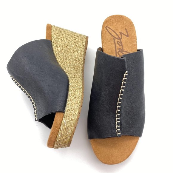 Zodiac Shoes - Zodiac Perla wedge sandals size 8.5 black leather